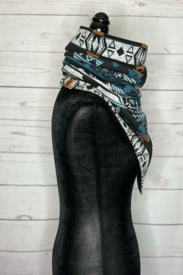 Women's Regal Western Aztec Warm Neck Hood